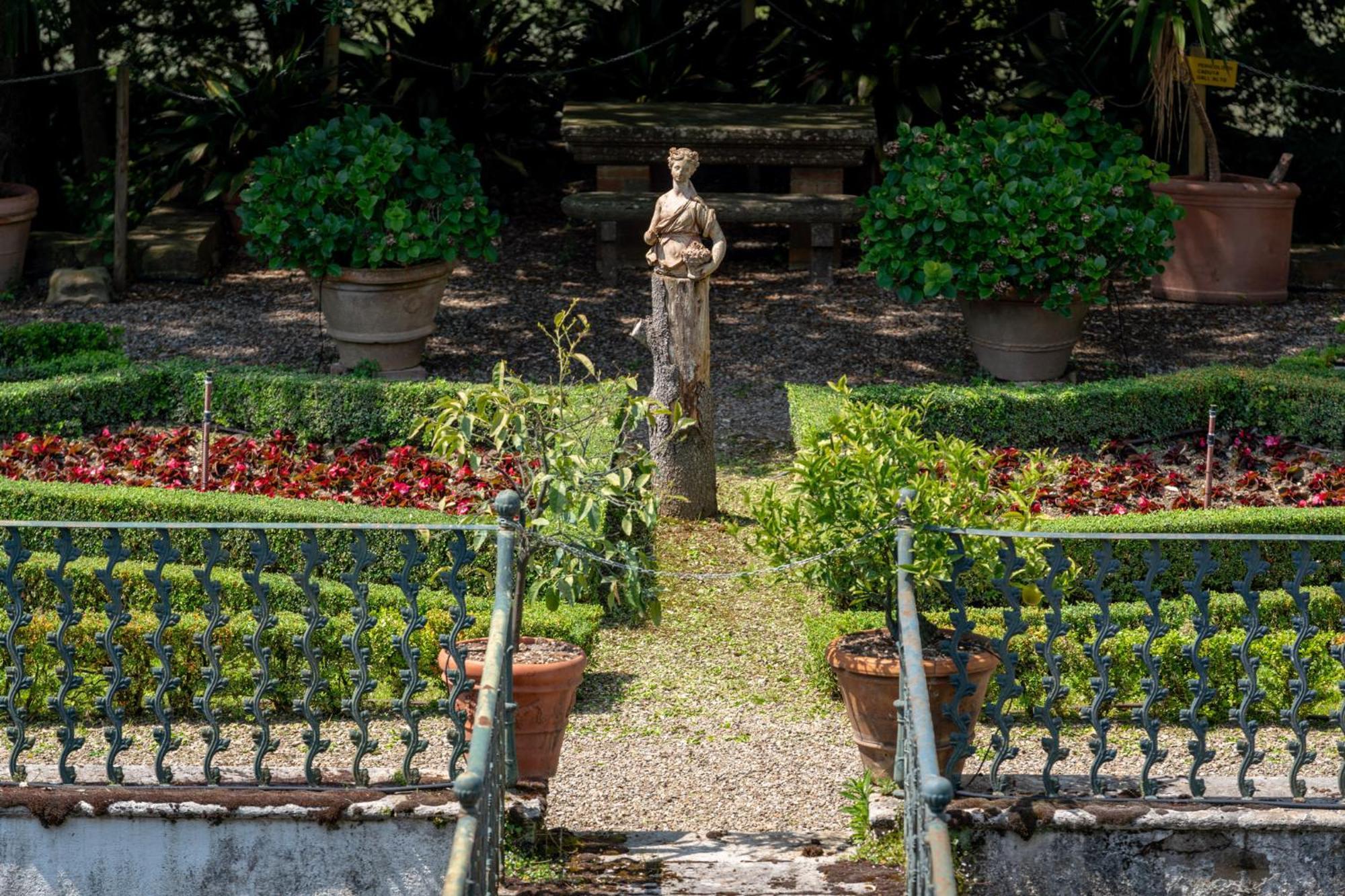 Certosa Di Pontignano Residenza D'epoca - Place Of Charme Hotel Ponte A Bozzone